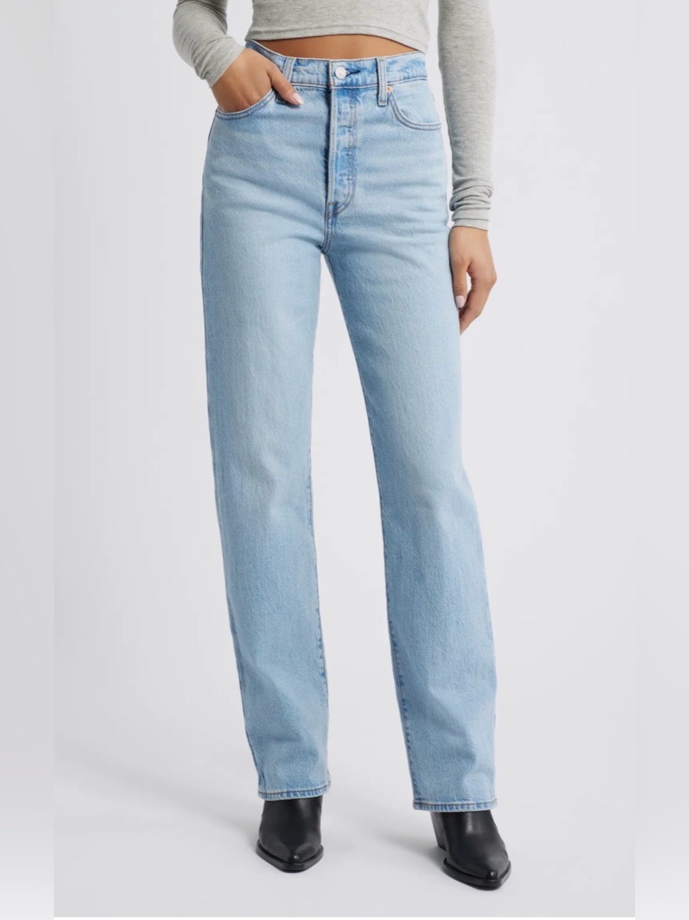 Levi's Light Ribcage Jeans size 28